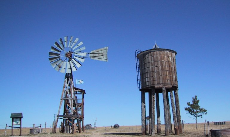 Lorem Ipsum chỉ đơn giản là một đoạn văn bản giả, được dùng vào việc trình bày và dàn trang phục vụ 